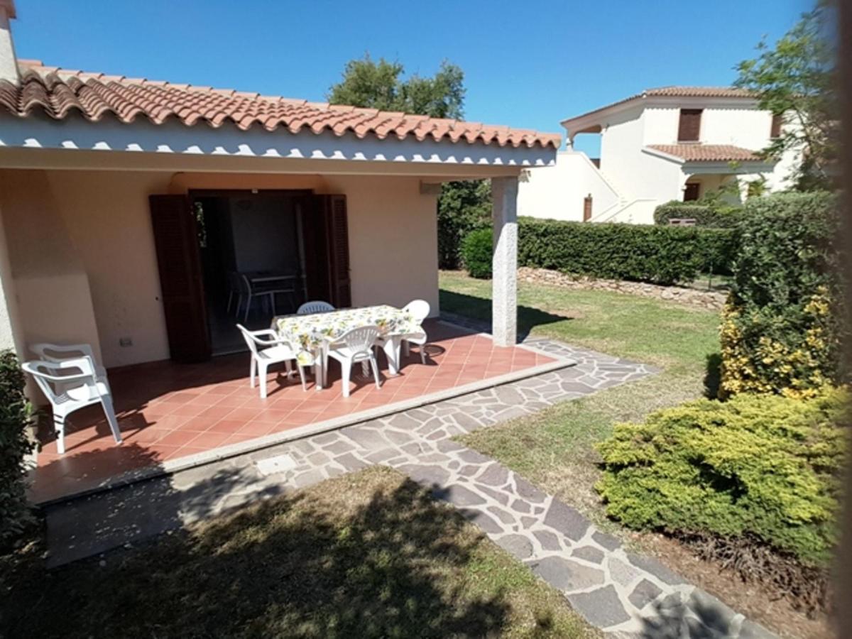 Appartamenti Corallo San Teodoro  Buitenkant foto