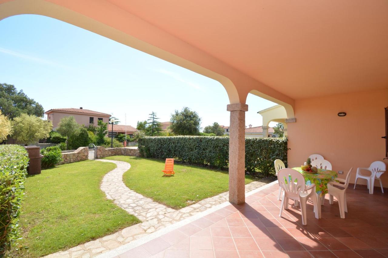 Appartamenti Corallo San Teodoro  Buitenkant foto