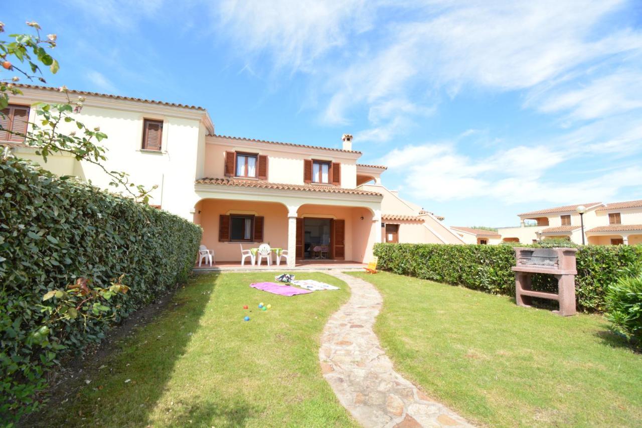 Appartamenti Corallo San Teodoro  Buitenkant foto