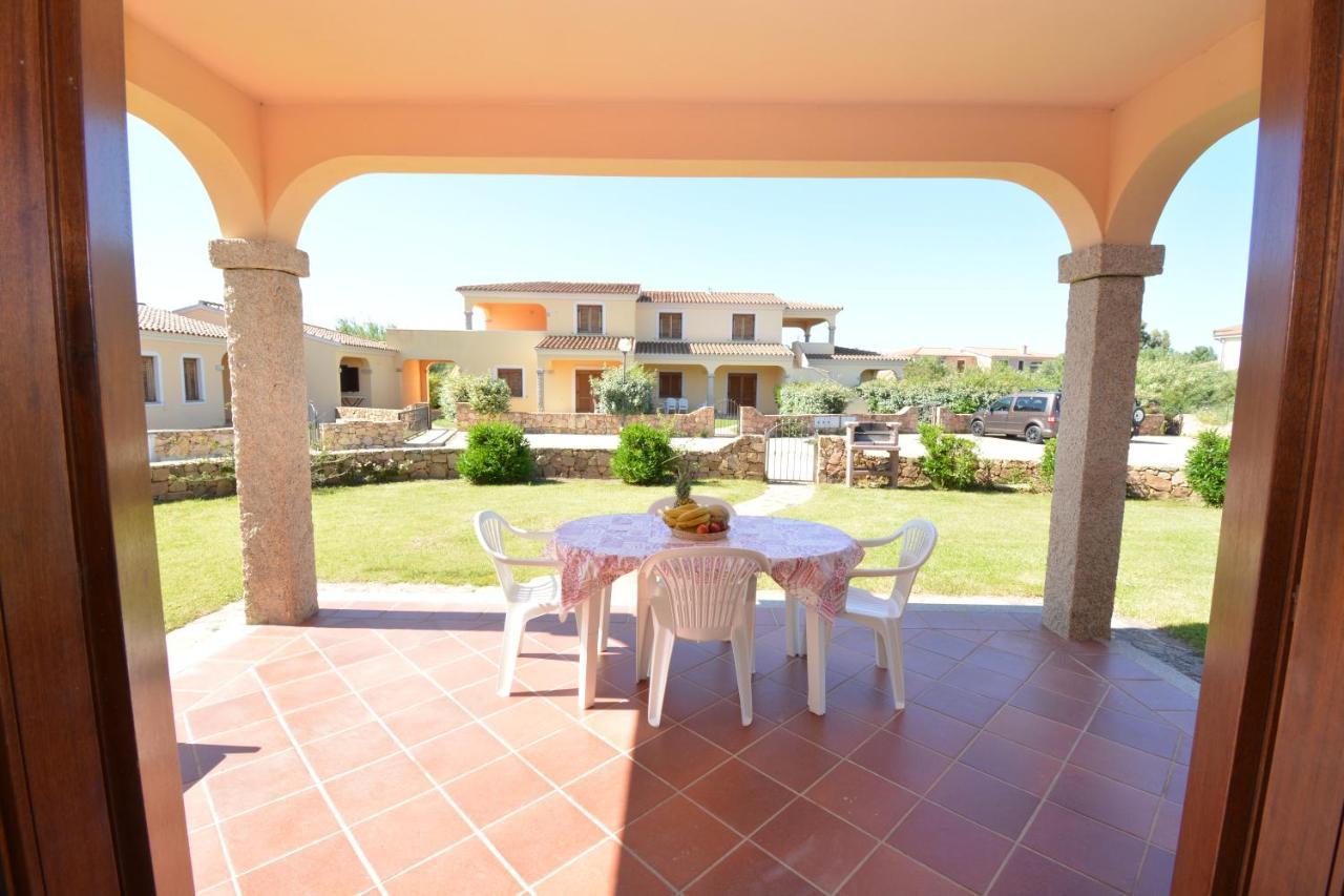 Appartamenti Corallo San Teodoro  Buitenkant foto