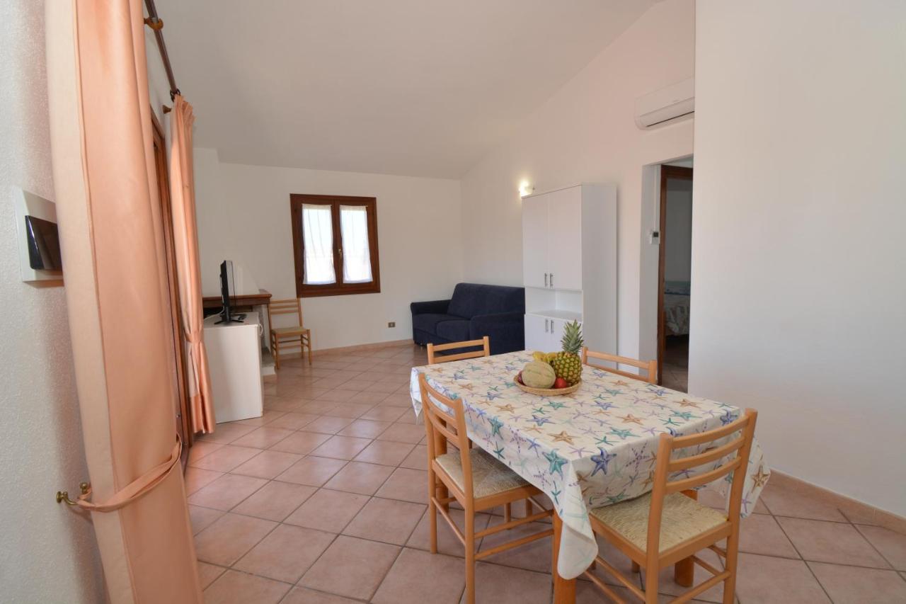 Appartamenti Corallo San Teodoro  Buitenkant foto