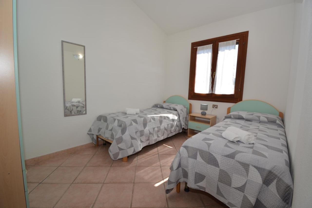 Appartamenti Corallo San Teodoro  Buitenkant foto