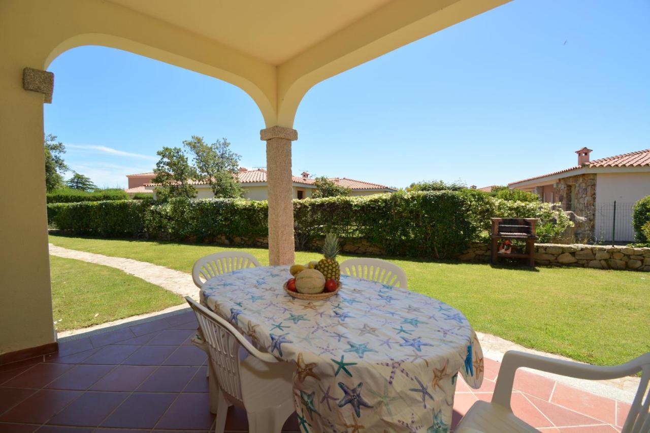 Appartamenti Corallo San Teodoro  Buitenkant foto