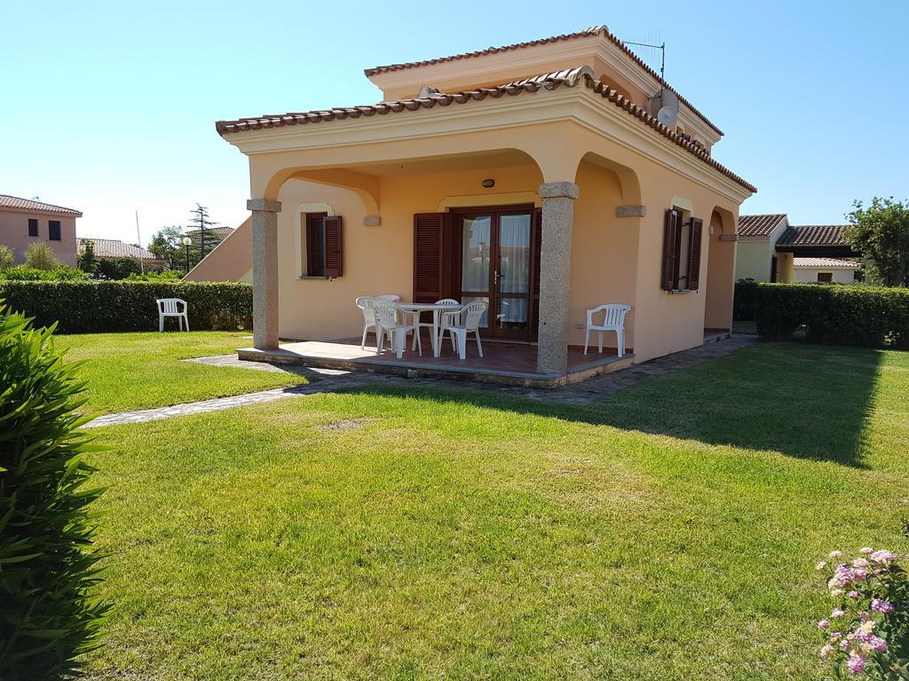 Appartamenti Corallo San Teodoro  Buitenkant foto